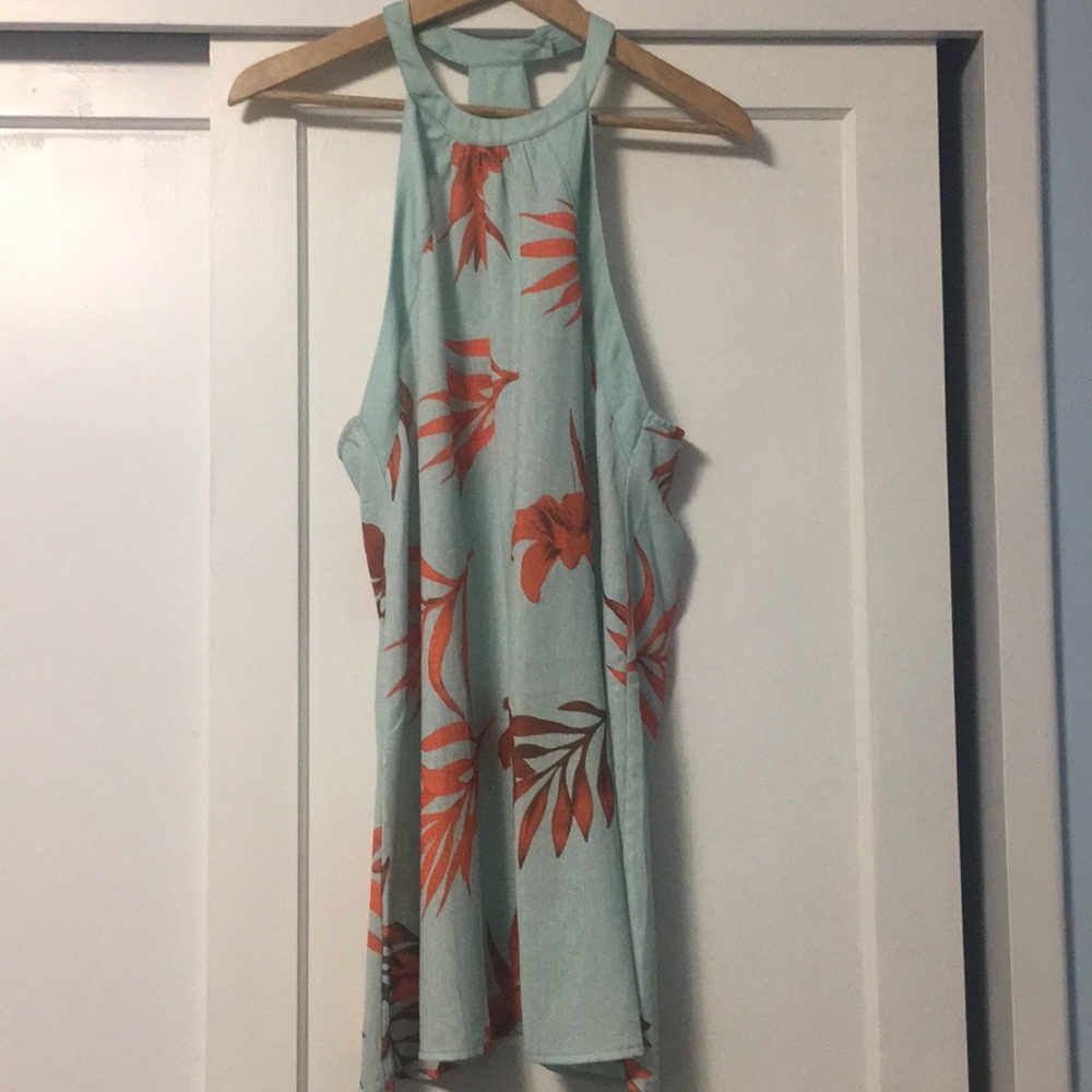 Very cute dress!
